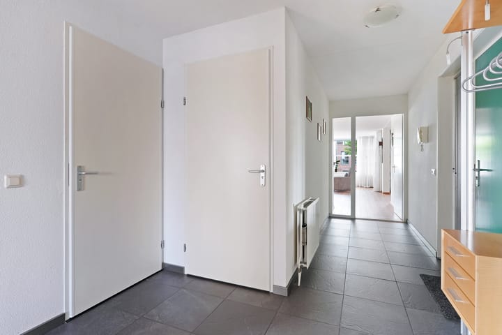 Photo 13 of Burgemeester Stemerdinglaan 27-C