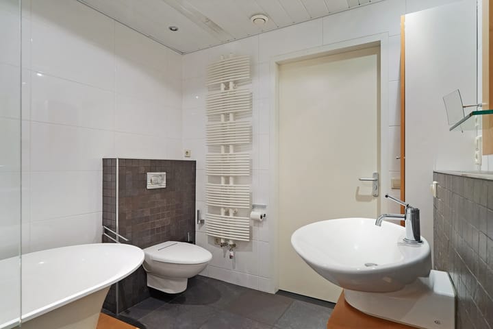 Photo 22 of Burgemeester Stemerdinglaan 27-C