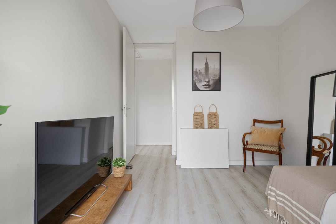 Photo 28 of Venrode 46