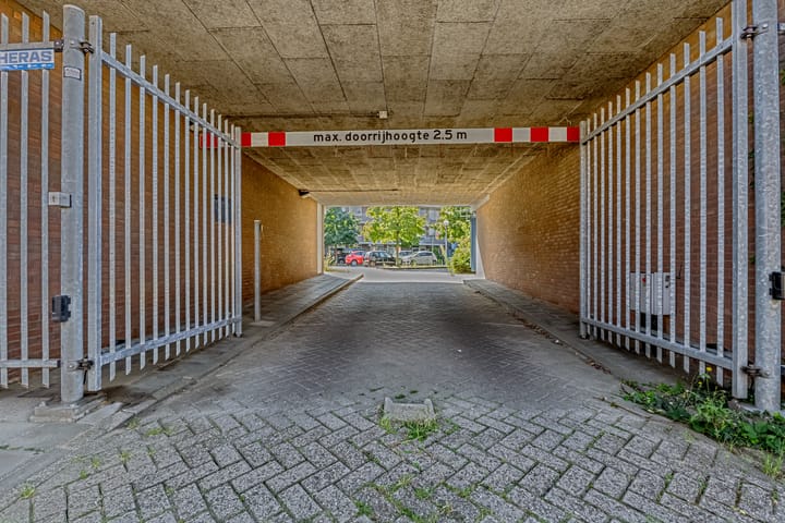 Foto 34 van Luttikenerf 50