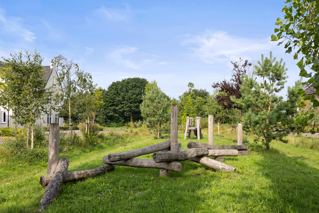 Photo 41 of Venrode 46