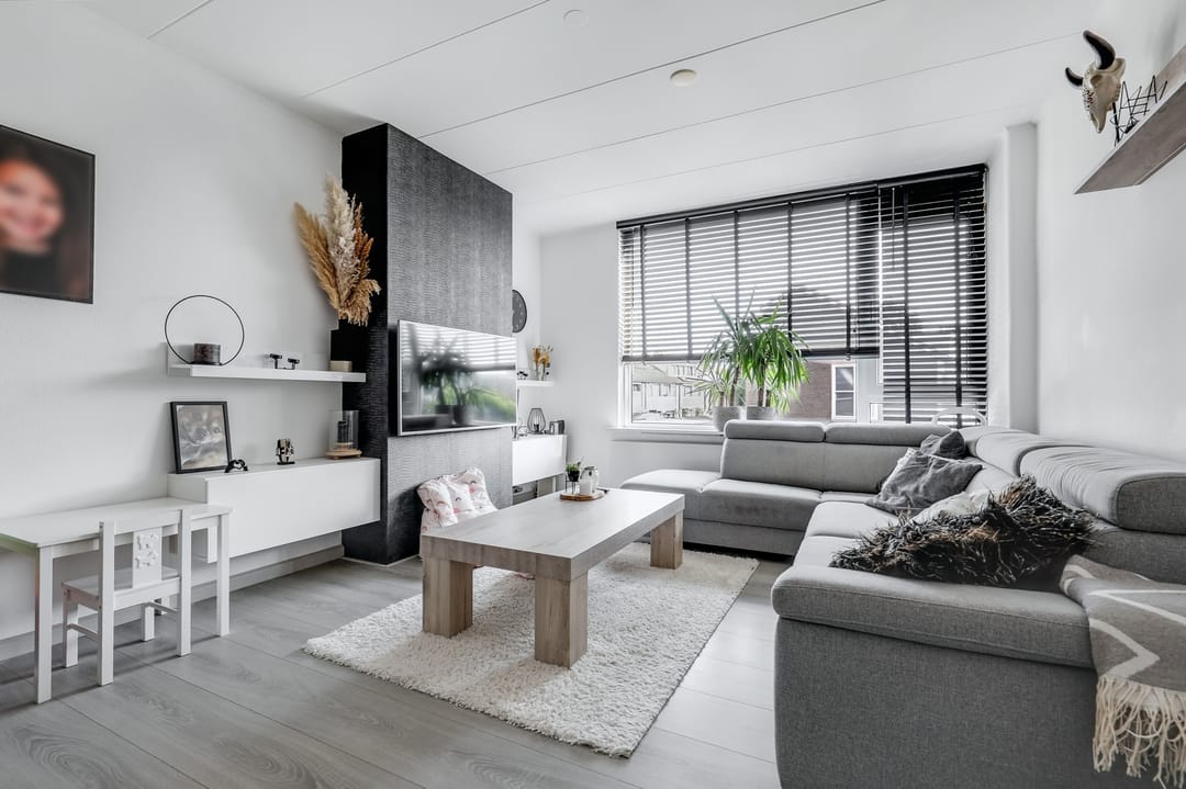 Foto 1 van Burgemeester Crezéestraat 93