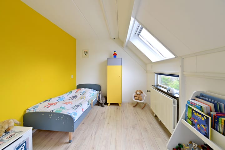 Photo 16 of Kornwerd 86