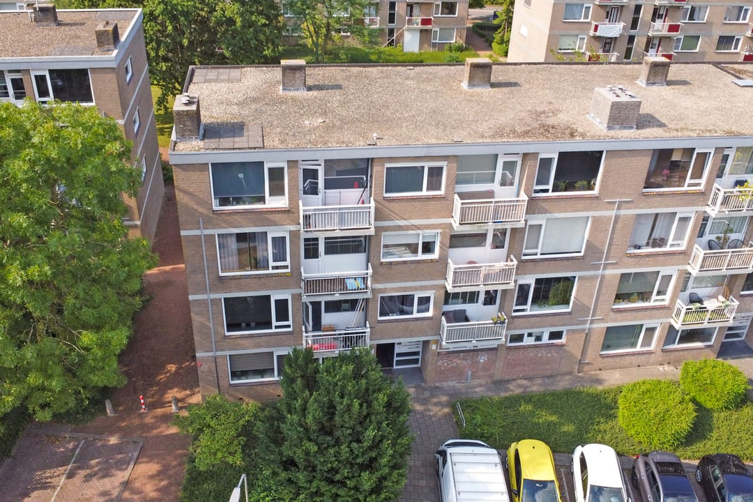 Foto 32 van Burgemeester Crezéestraat 93