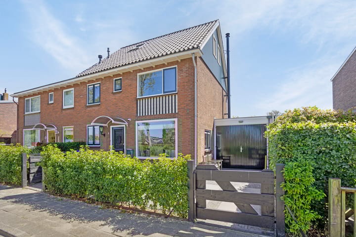 Foto 2 van De Schoolmeesterstraat 4