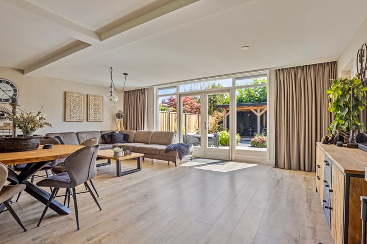 Foto 7 van De Schoolmeesterstraat 4