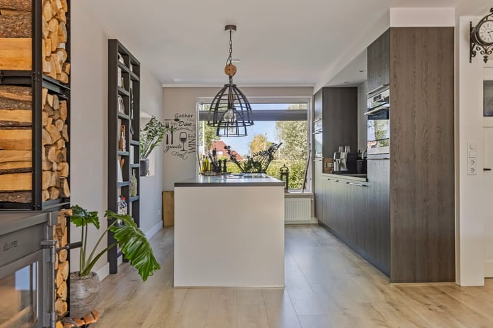 Foto 16 van De Schoolmeesterstraat 4