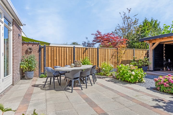 Foto 31 van De Schoolmeesterstraat 4