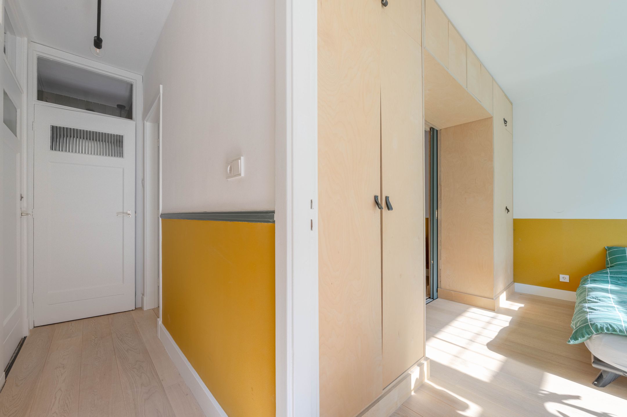 Foto 6 van Nieuwenhoornstraat 71-A