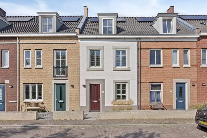 Foto 1 van Neerwal 164