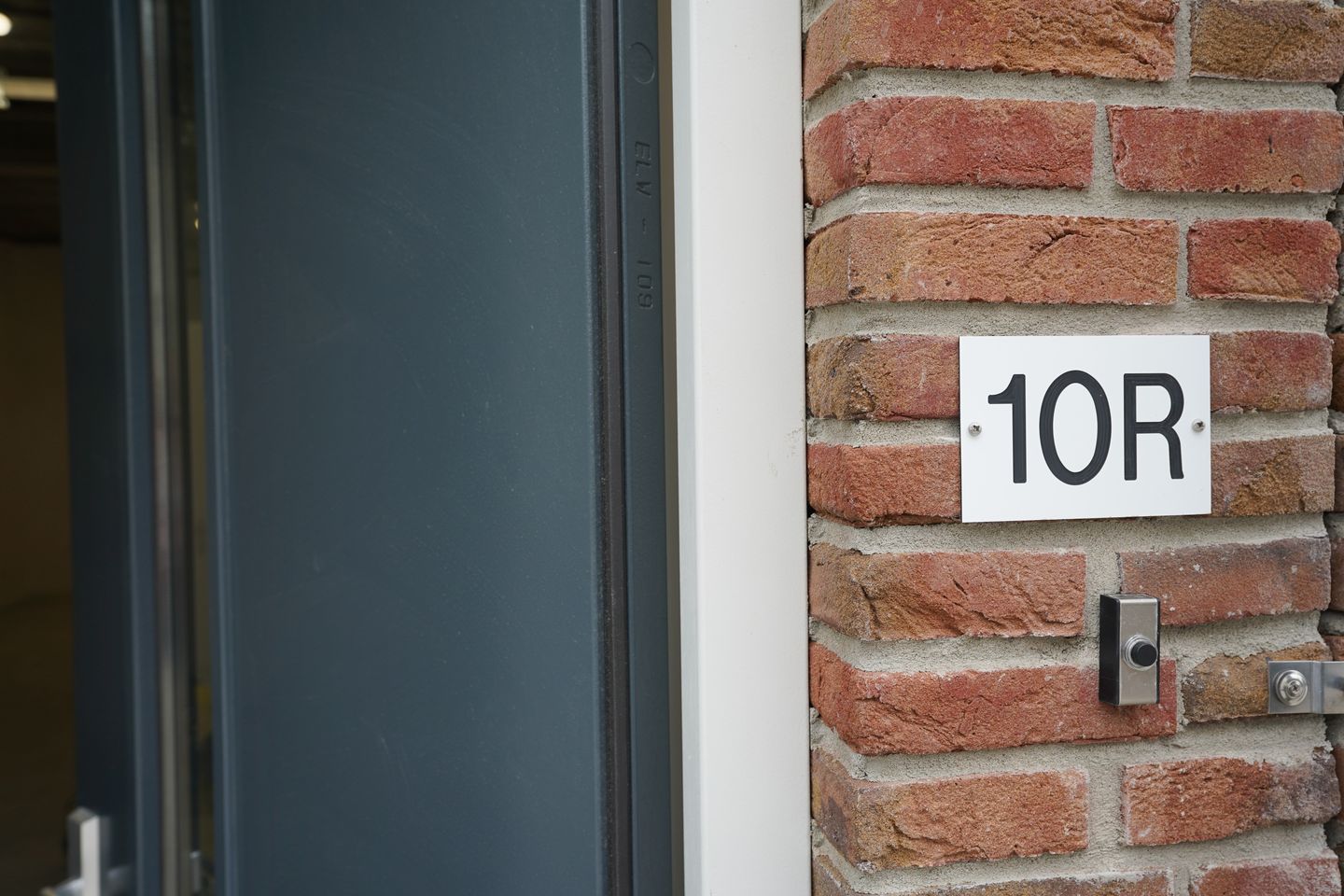 Bekijk foto 2 van Nijverheidslaan 10-R