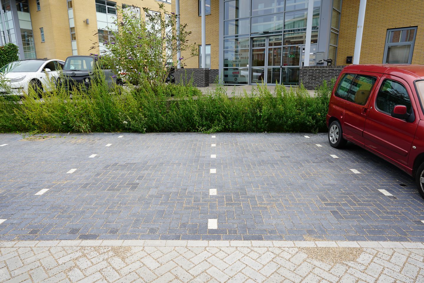 Bekijk foto 3 van Nijverheidslaan 10-R