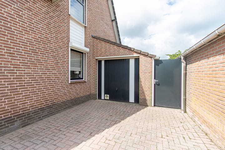 Foto 47 van Aart van Osstraat 2