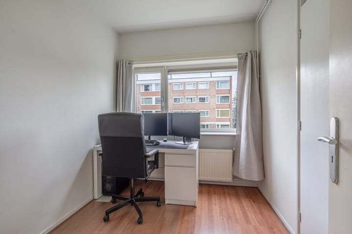 Foto 26 van Molenstraat 305