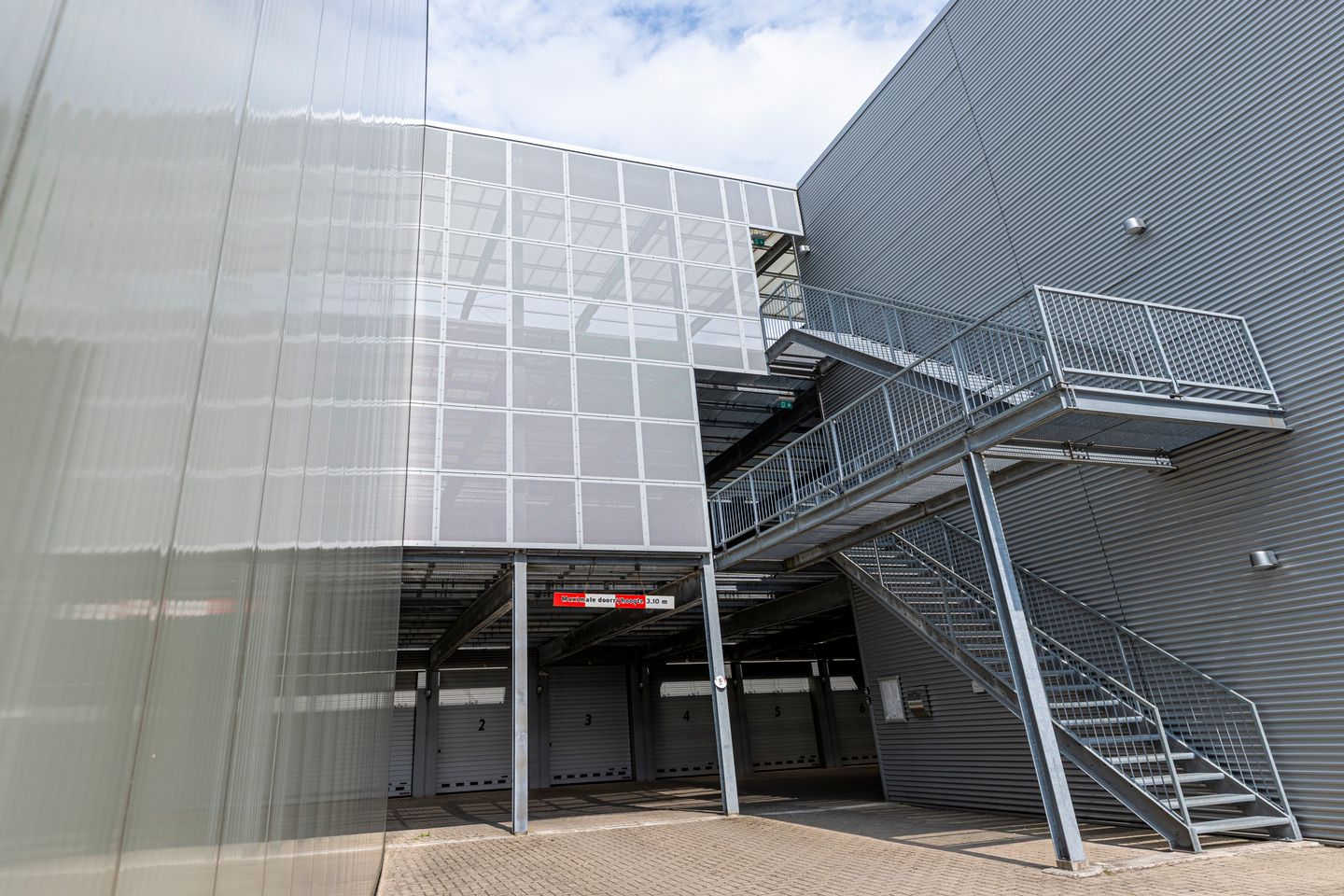 Foto 4 van Grote Esch 830-A1