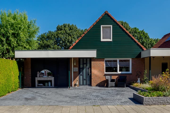 Foto 1 van Cor Lemairestraat 1