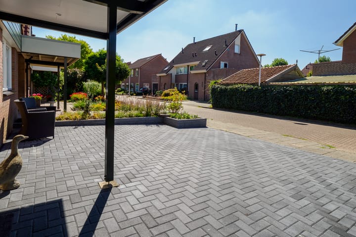 Foto 42 van Cor Lemairestraat 1