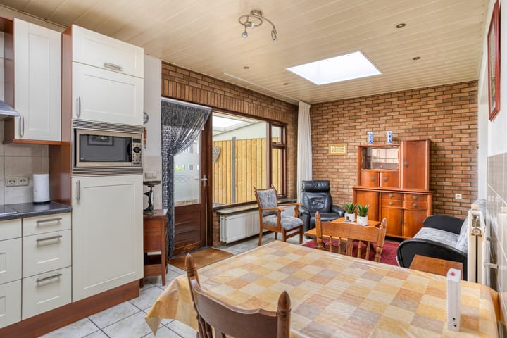 Foto 12 van Valkstraat 3