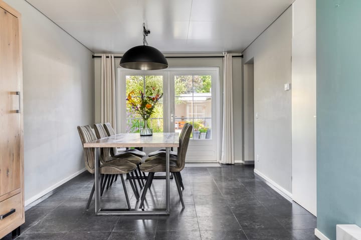 Foto 13 van Zuster Stellalaan 33