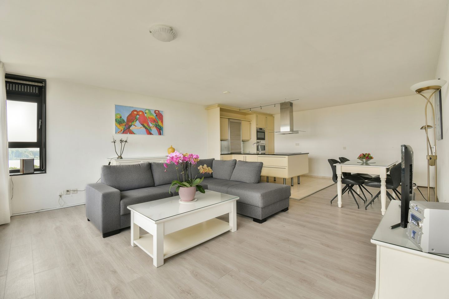 Foto 10 van Osdorpplein 189