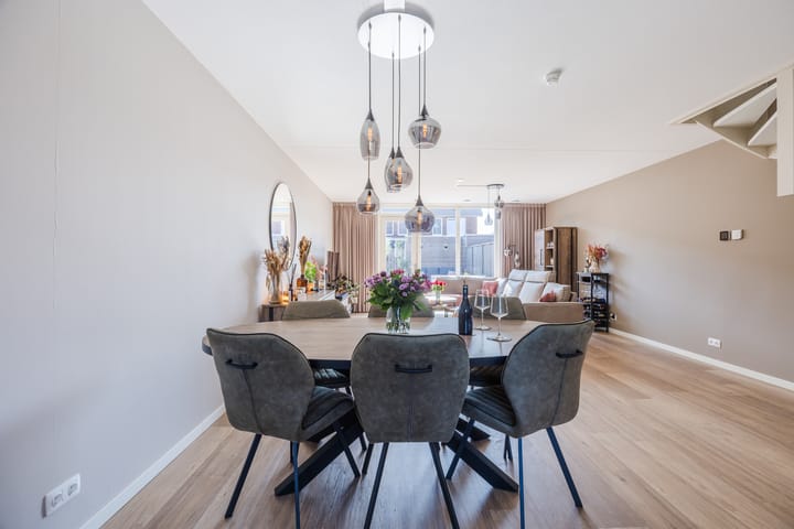 Foto 8 van Troelstralaan 21