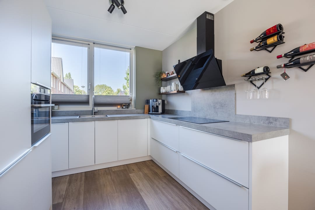 Foto 11 van Troelstralaan 21