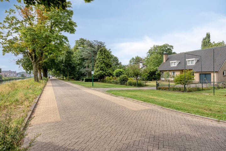 Photo 3 of Pater de Leeuwstraat 31