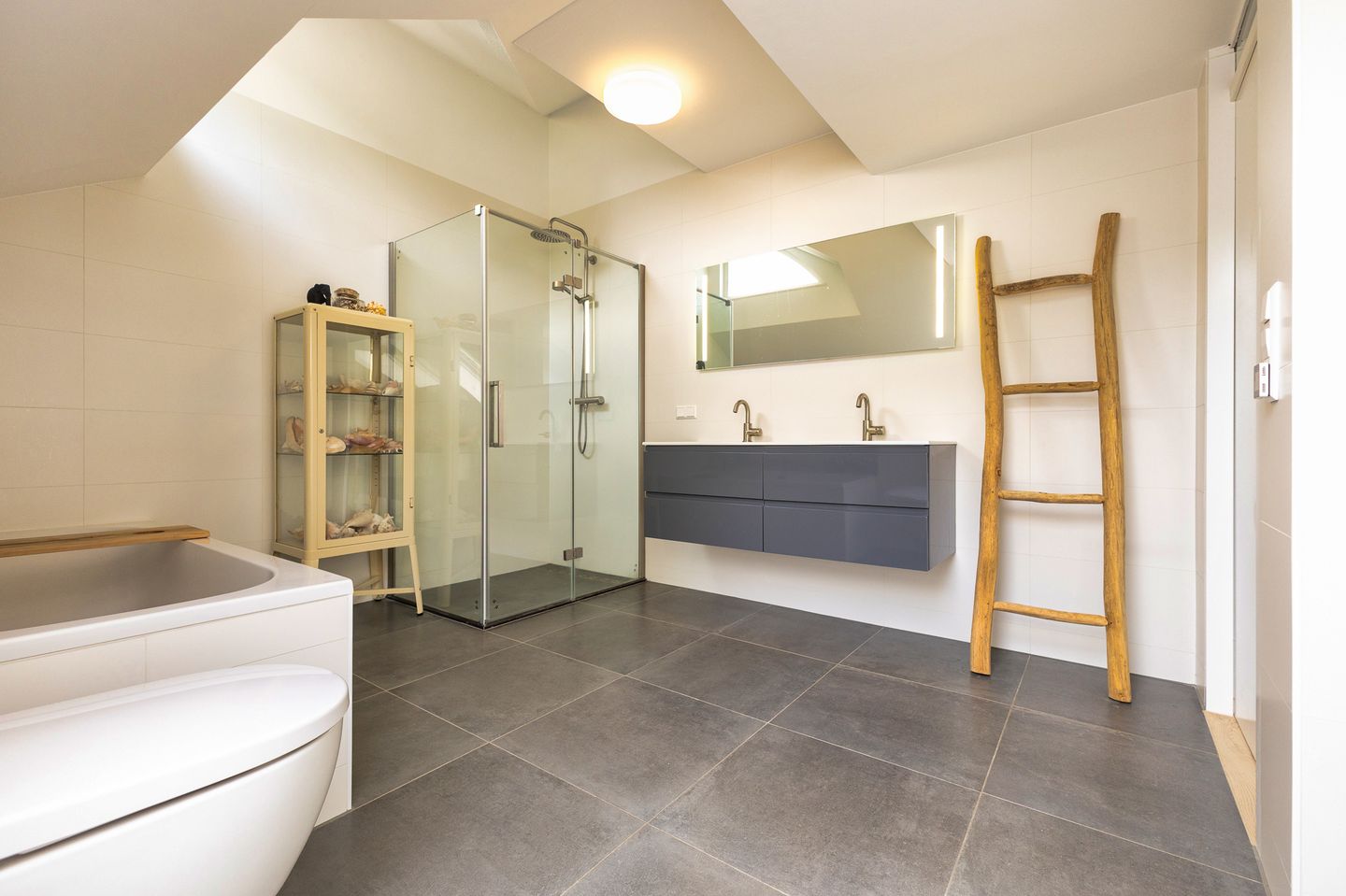 Photo 40 of Kloosterlaan 18