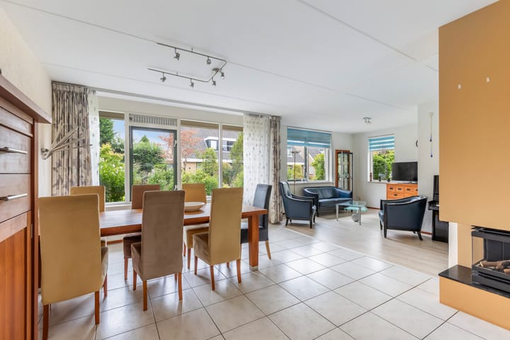 Foto 9 van Willem-Alexanderhof 23