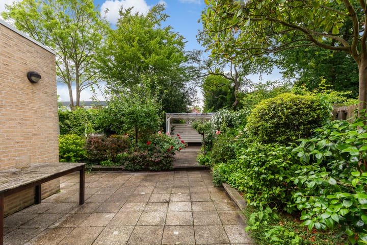 Foto 37 van Willem-Alexanderhof 23