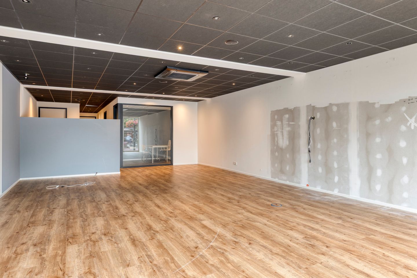 Bekijk foto 4 van Spoorstraat 55