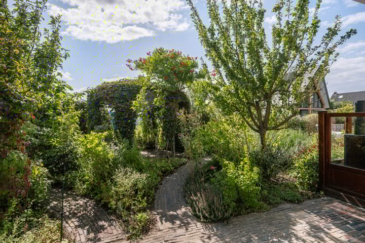 Photo 19 of Gouwlaan 27