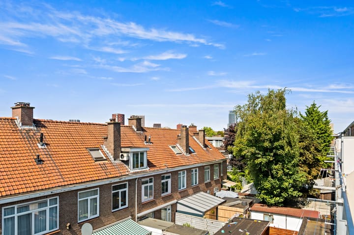 Foto 12 van Van Musschenbroekstraat 199