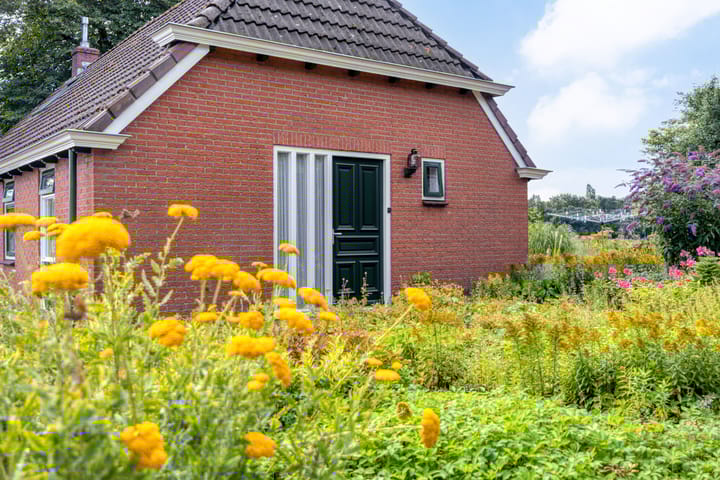 Foto 14 van Schildwolderdijk 99