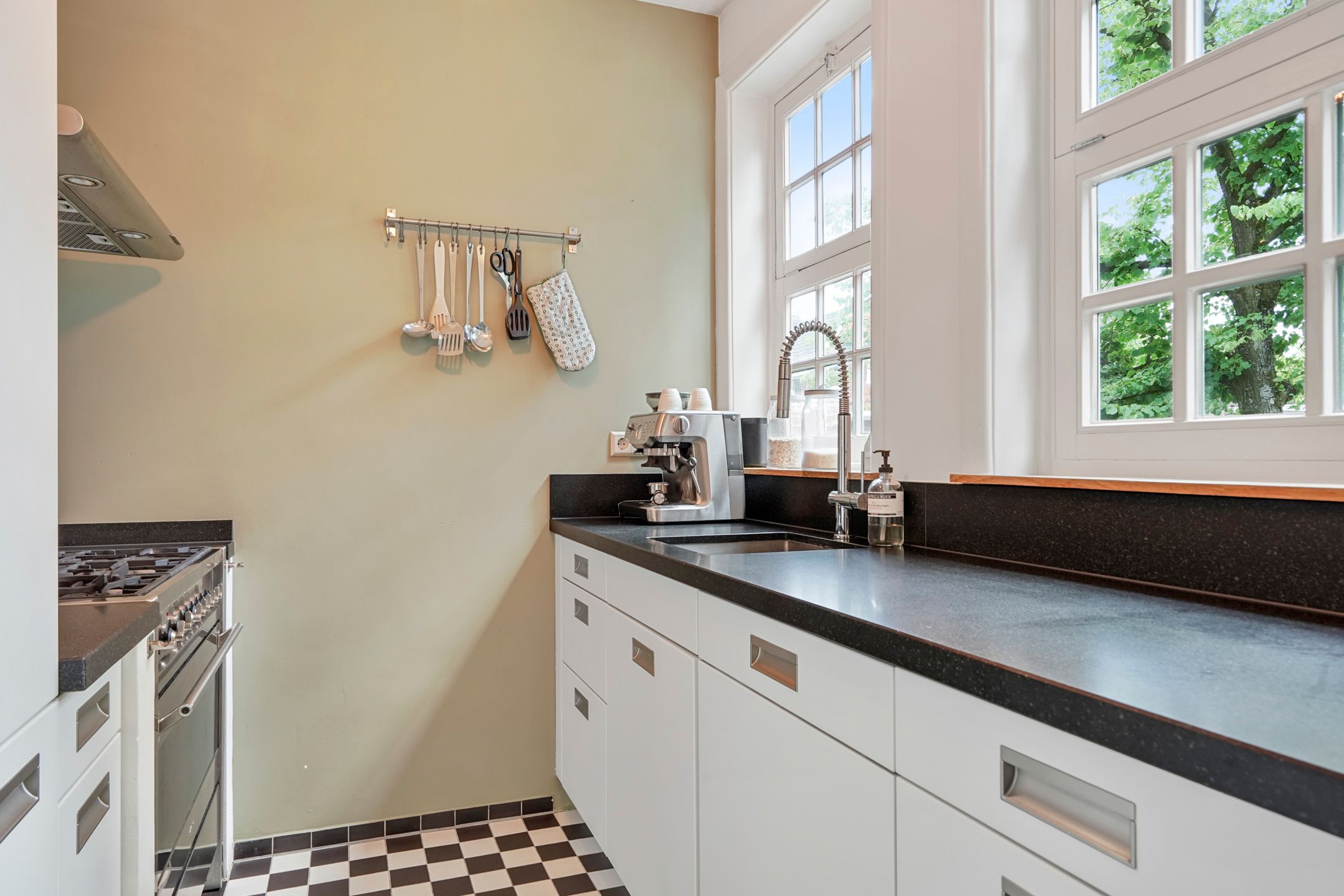 Foto 15 van van Noremborghstraat 16