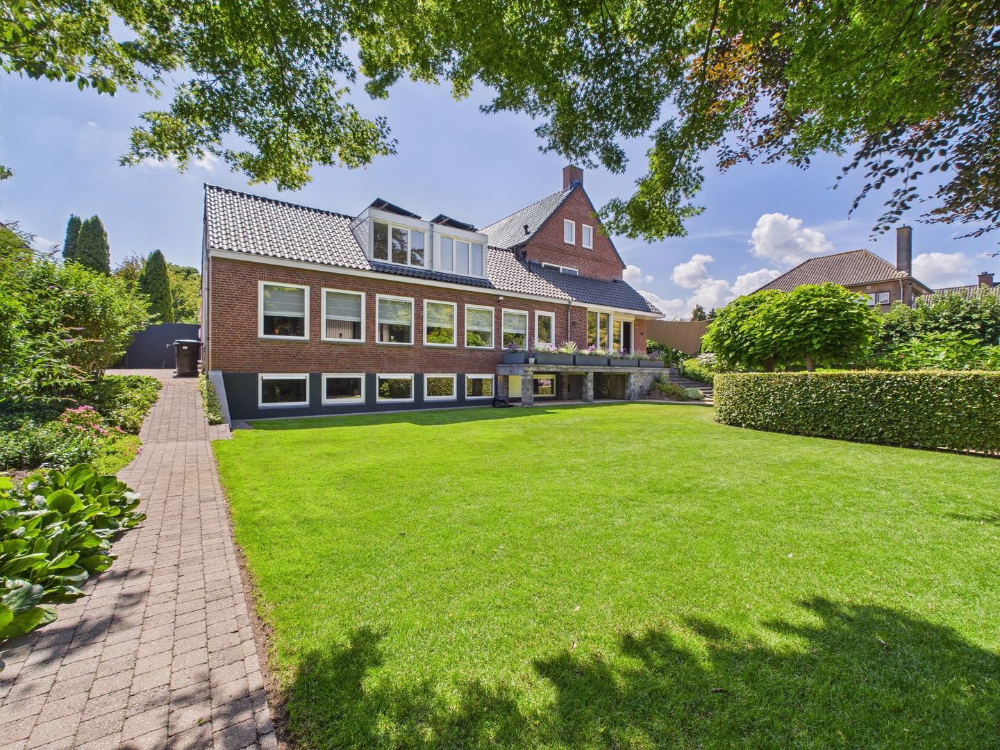 Photo 64 of Glacisweg 48