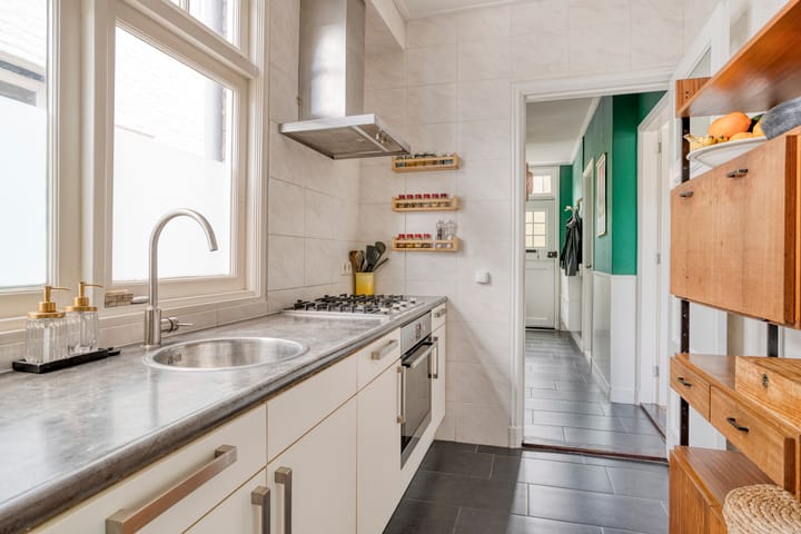 Foto 10 van Emmastraat 12