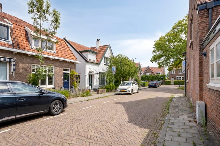 Foto 28 van Emmastraat 12