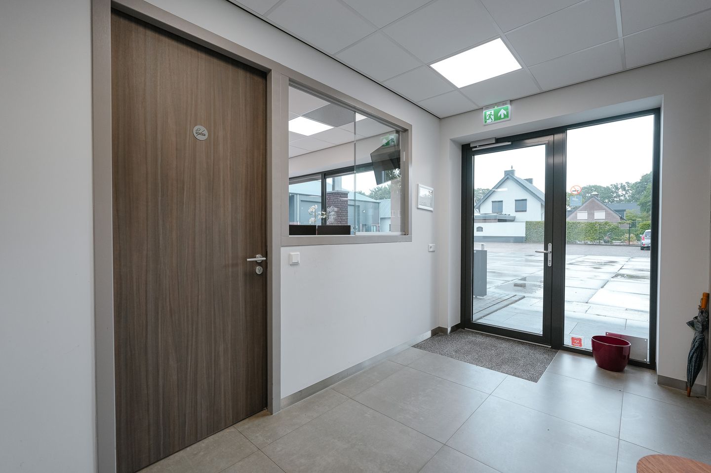 Bekijk foto 2 van Mgr.Hermuslaan 70