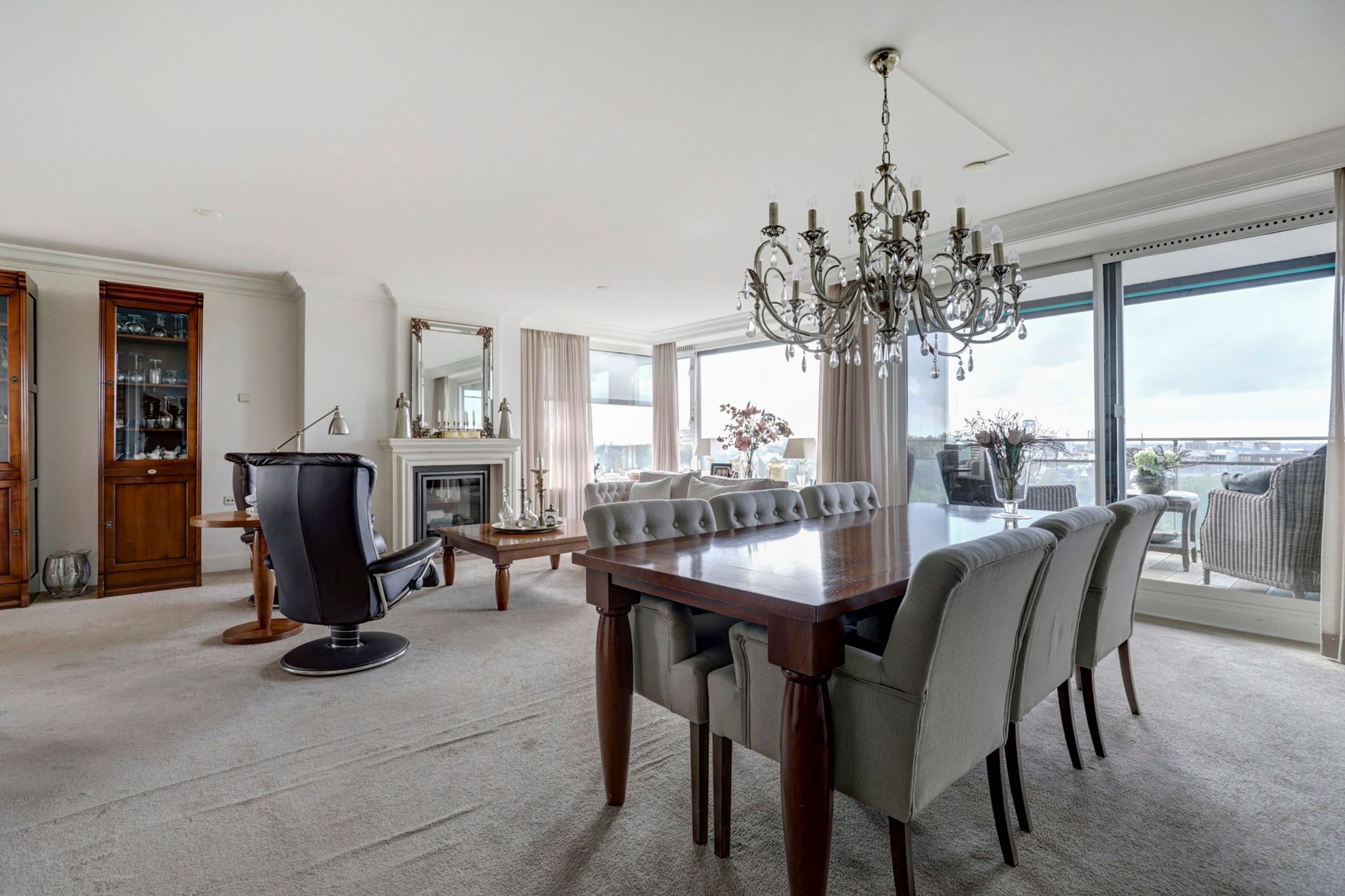 Foto 3 van Graadt van Roggenstraat 143