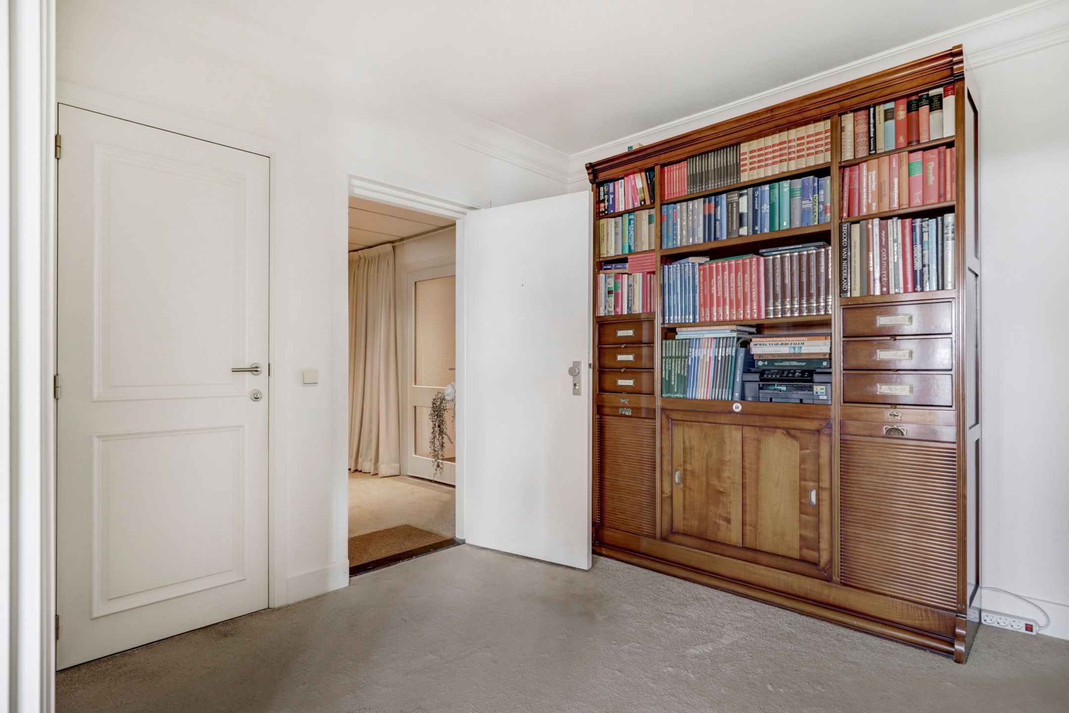 Foto 12 van Graadt van Roggenstraat 143