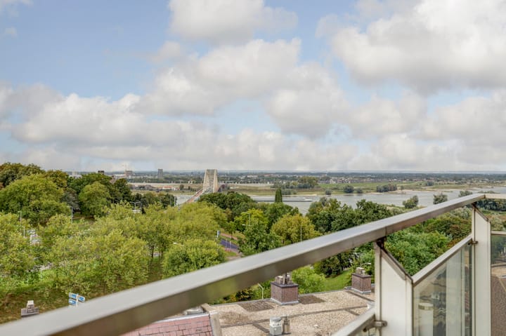 Foto 21 van Graadt van Roggenstraat 143