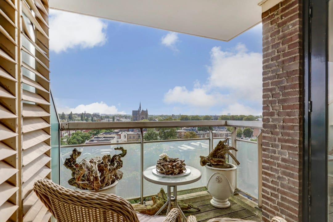 Foto 23 van Graadt van Roggenstraat 143