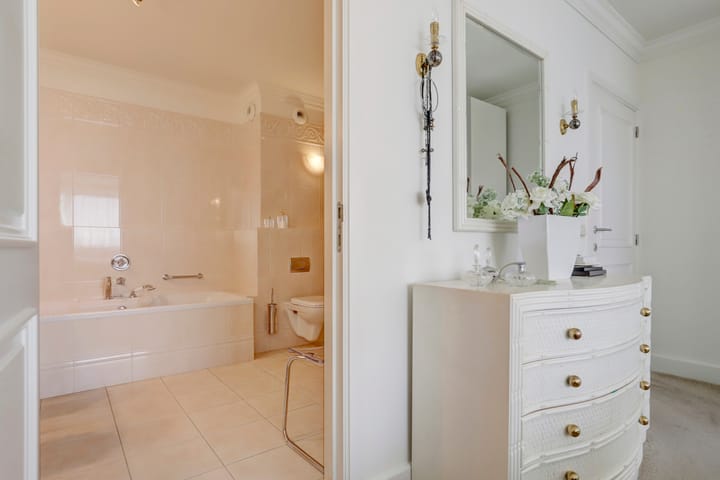 Foto 28 van Graadt van Roggenstraat 143