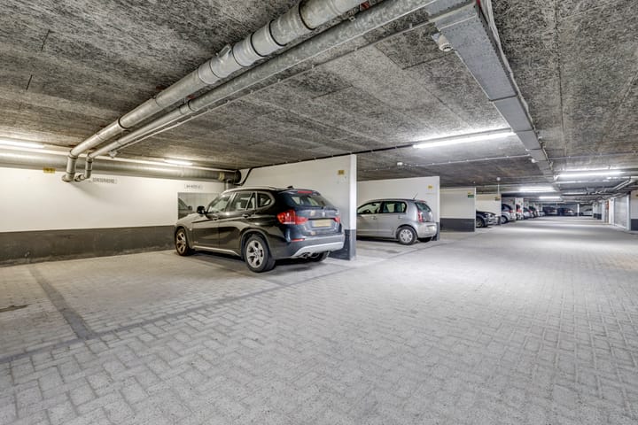 Foto 31 van Graadt van Roggenstraat 143