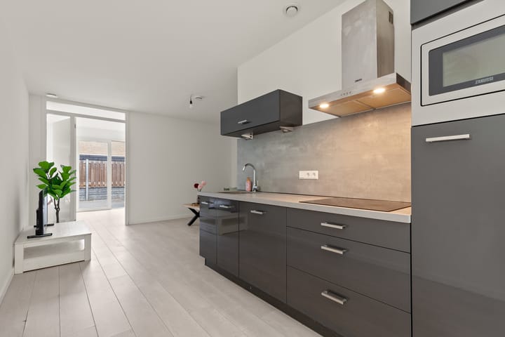 Foto 9 van Amsterdamsestraatweg 797