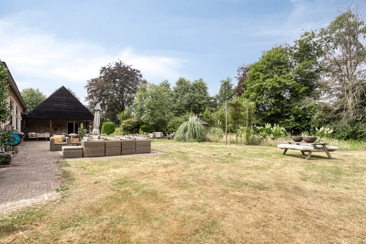 Foto 77 van Schoolstraat 60