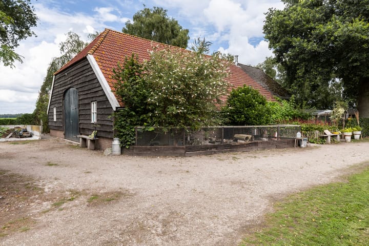 Foto 2 van Hendrikus Zomerweg 9