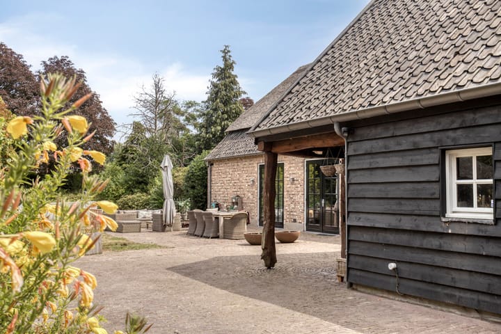 Foto 83 van Schoolstraat 60