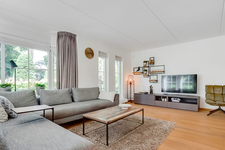 Photo 4 of Schothorsterlaan 98